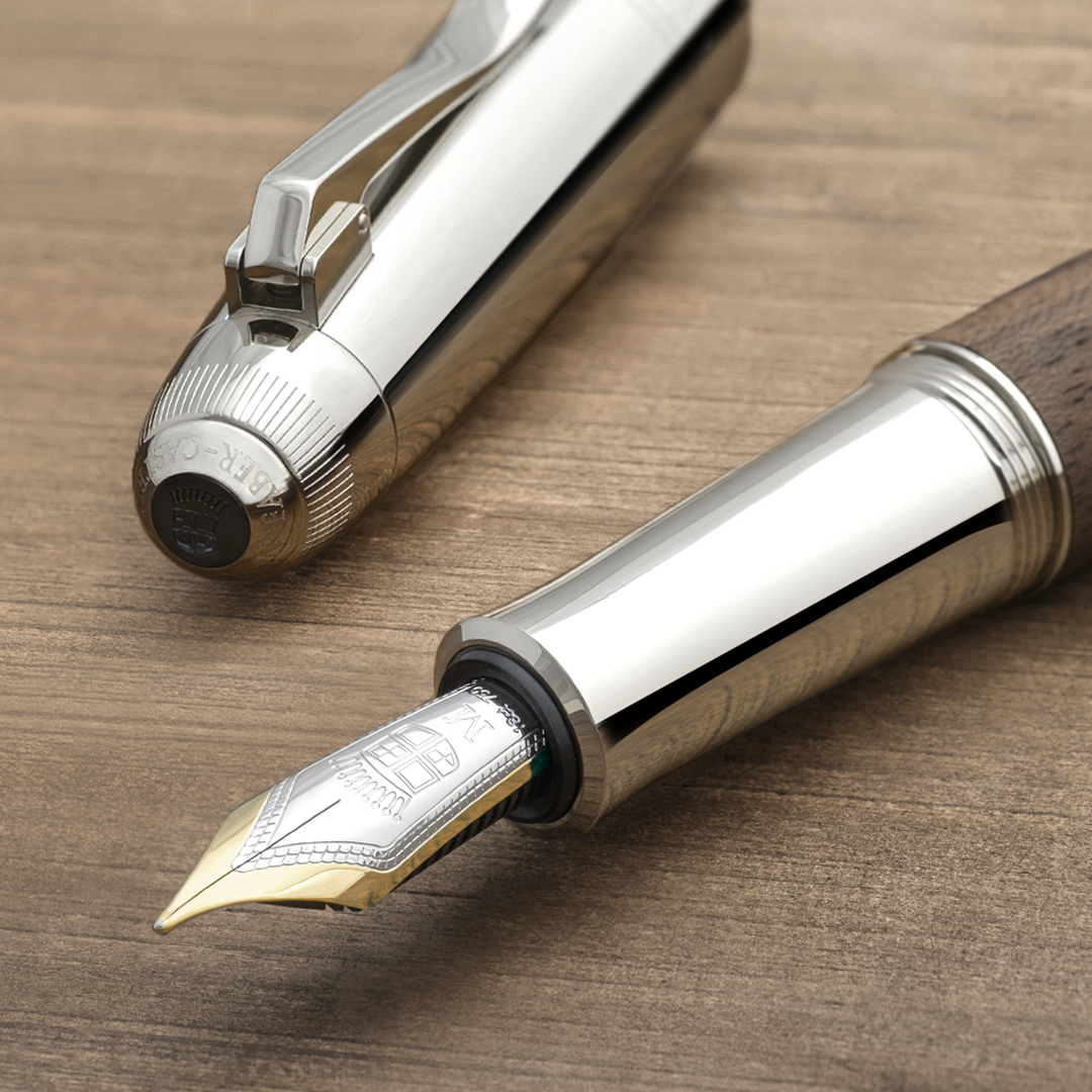 Graf von Faber-Castell Magnum Fountain Pen