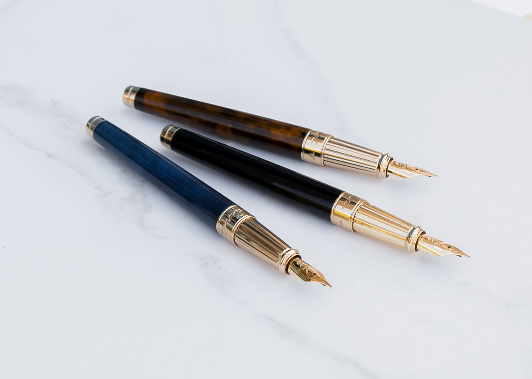 S.T. Dupont Line D Large Fountain Pen - Black &amp; Gold