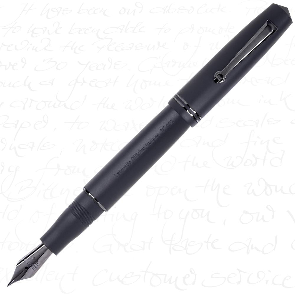 Leonardo Officina Italiana Momento Zero Fountain Pen - Deep Black