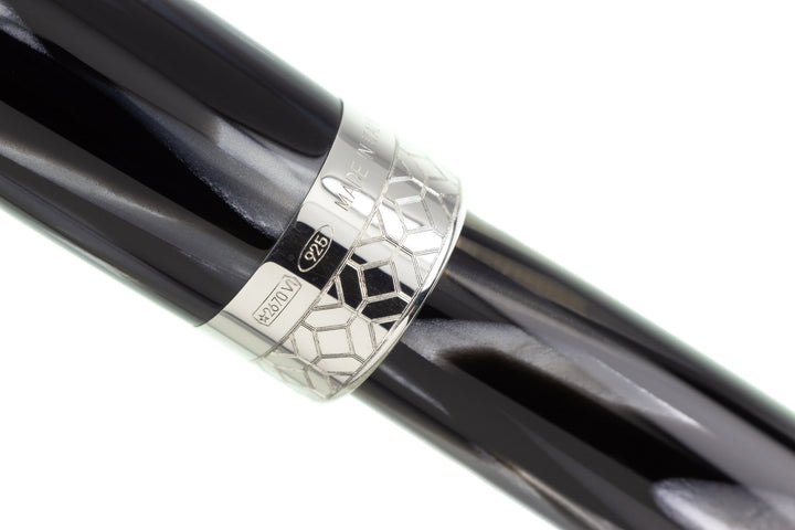 Montegrappa Miya 450 Fountain Pen - Black &amp; White