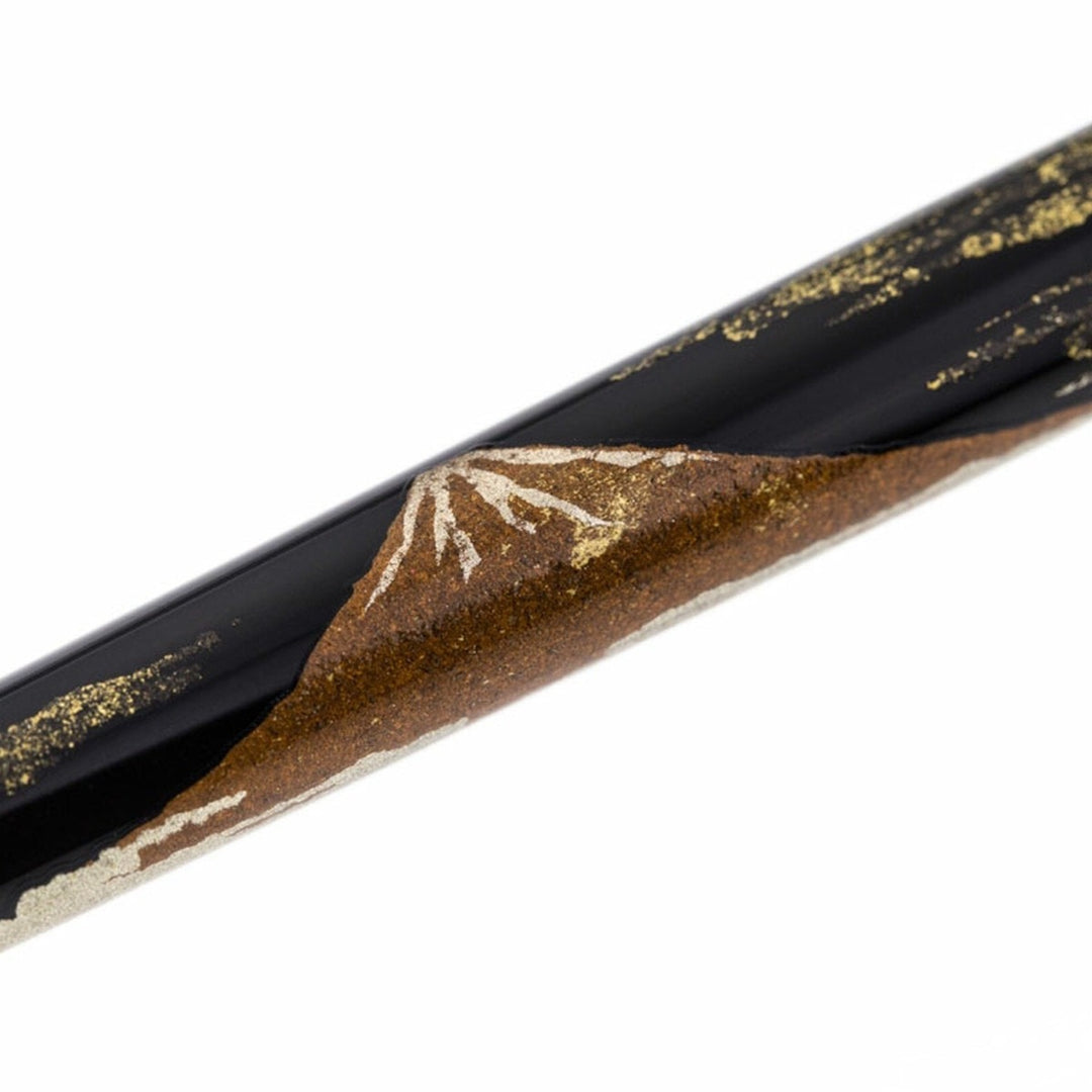 Platinum Classic Maki-E Kanazawa Leaf Fountain Pen - Red Mt. Fuji