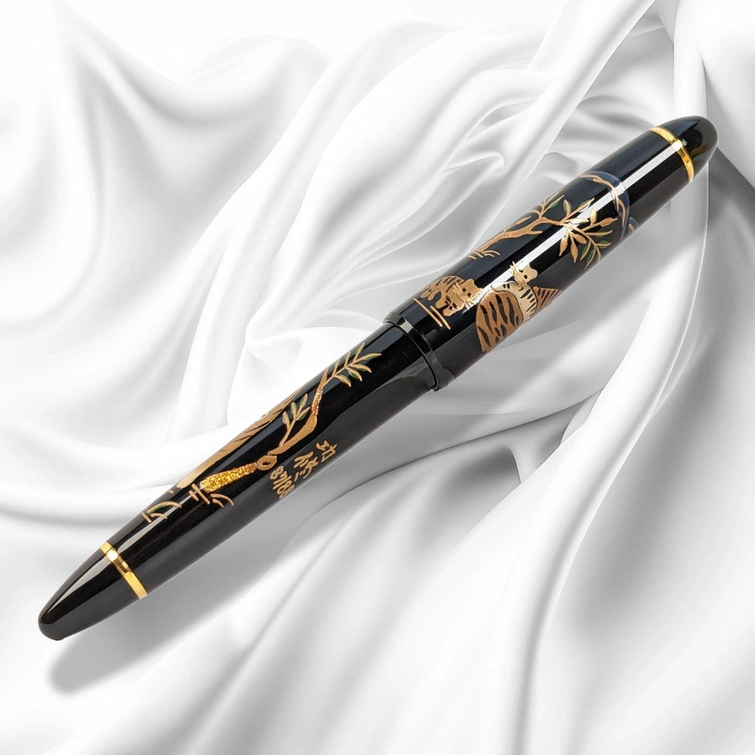 Sailor Maki-e  Bengal Tiger Fountain Pen - Limited Edition - Endangered Mammals