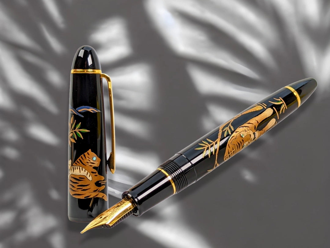 Sailor Maki-e  Bengal Tiger Fountain Pen - Limited Edition - Endangered Mammals