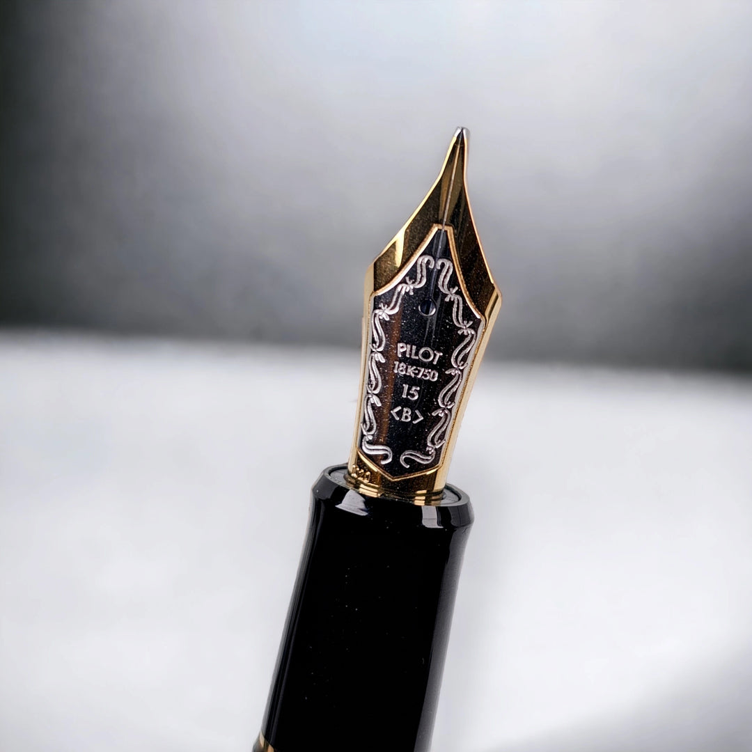 Pilot Custom 845 Urushi Fountain Pen - Vermillion