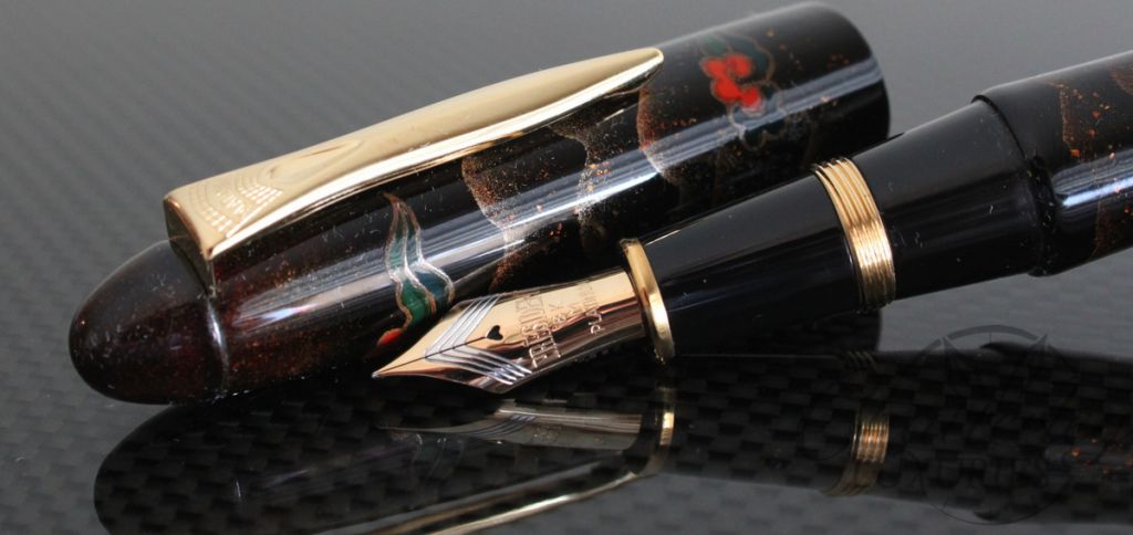 Platinum Izumo Maki-E Fountain Pen - Yagumonuri