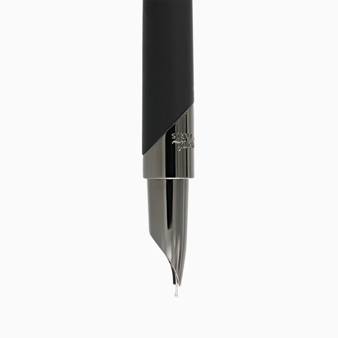 S.T. Dupont Défi Millenium Fountain Pen - Gunmetal &amp; Matte Black