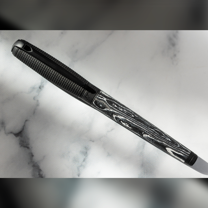 S.T. Dupont Line D Large Carbon - Fountain Pen