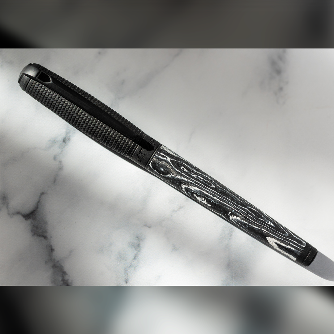 S.T. Dupont Line D Large Carbon - Rollerball