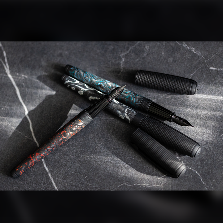 S.T. Dupont Line D Large Carbon - Fountain Pen