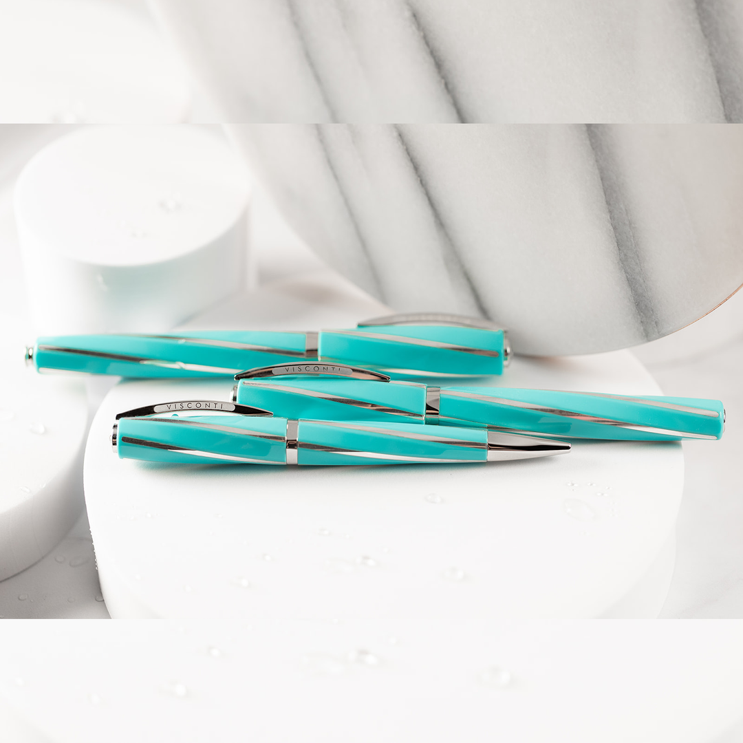 Visconti Divina Elegance Oversize Wave - Fountain Pen (14k Nib)