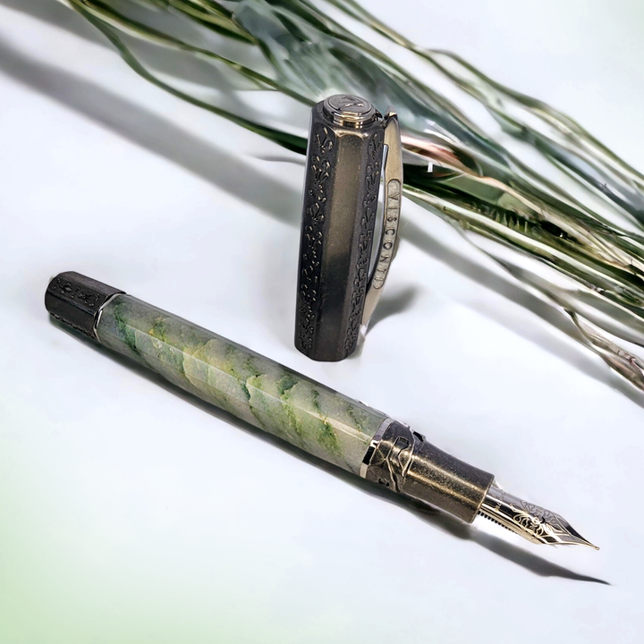 Visconti il Magnifico Fountain Pen - Green Marble