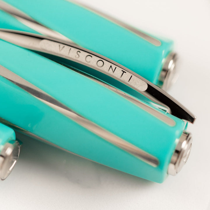 Visconti Divina Elegance Oversize Wave - Fountain Pen (14k Nib)
