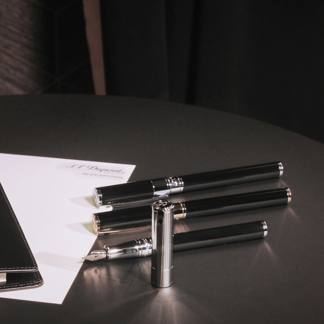 S.T. Dupont D-Initial Fountain Pen - Black &amp; Chrome