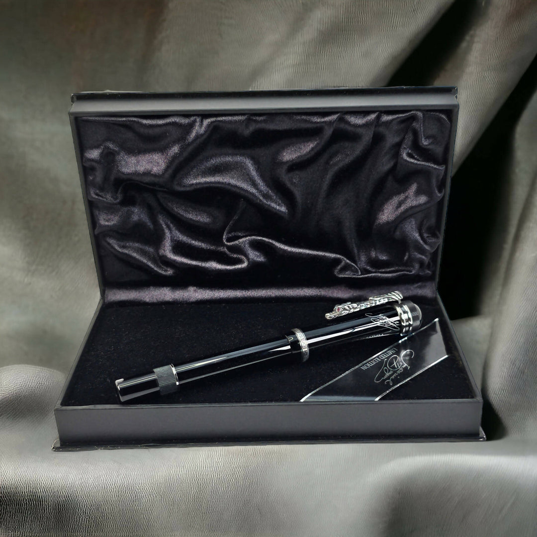 Montblanc Imperial Dragon Fountain Pen by Mont Blanc