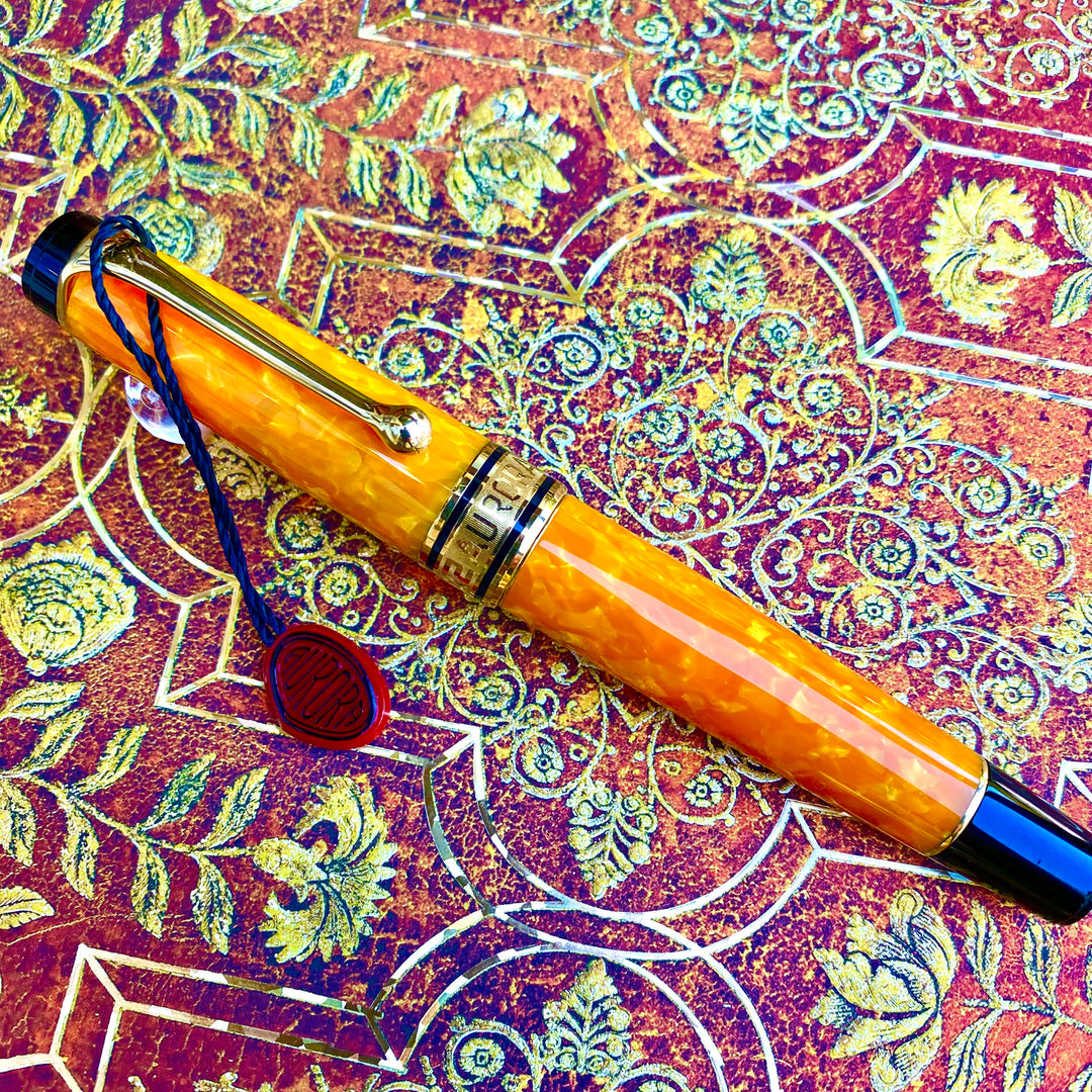 Aurora Sole Aurea Rollerball Pen
